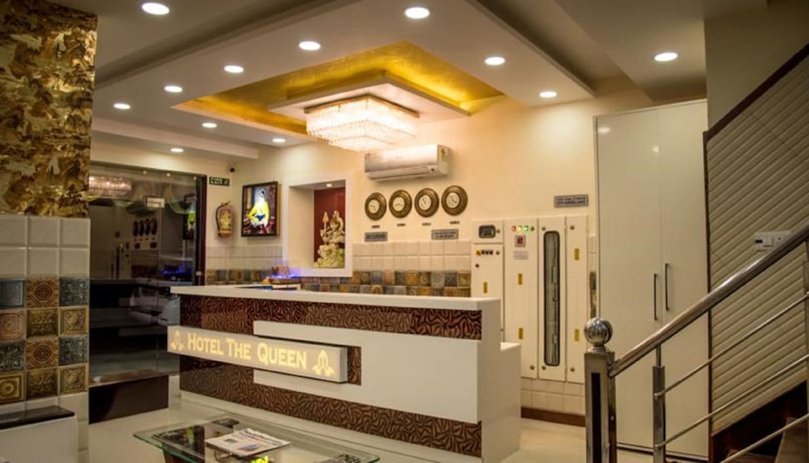 Salón - Hotel The Queen By Vivo Hotels