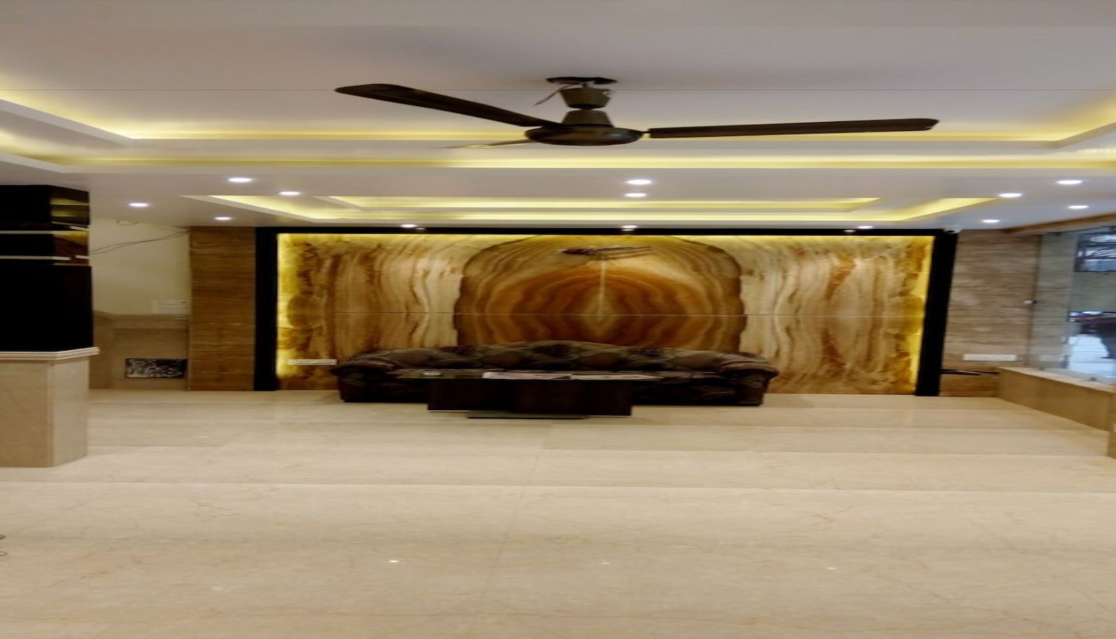 Reception - Hotel Tashkent Palace