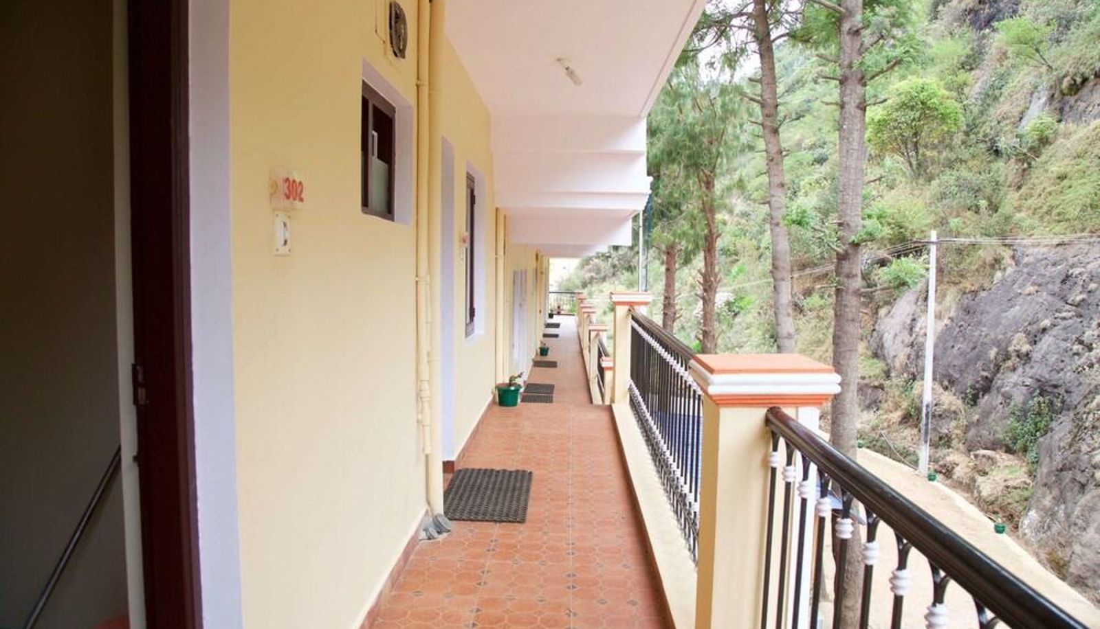 Kamer met balkon - OYO 4239 The Bliss Resorts and Cottages