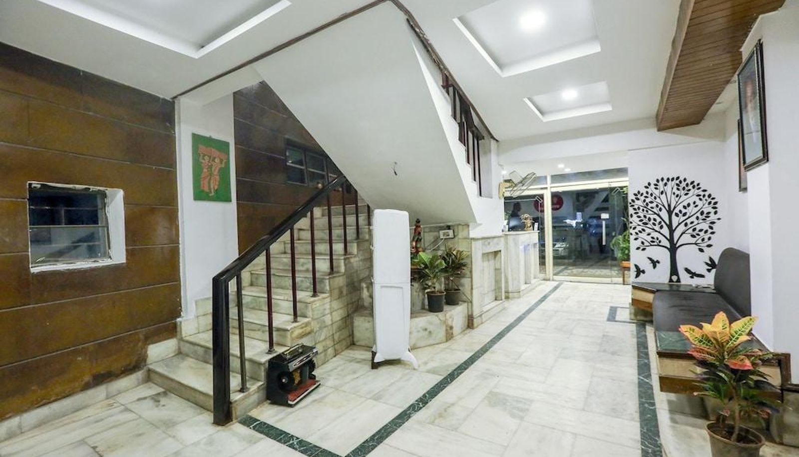 Hotel Innenbereich - OYO 4287 Hotel Pathik