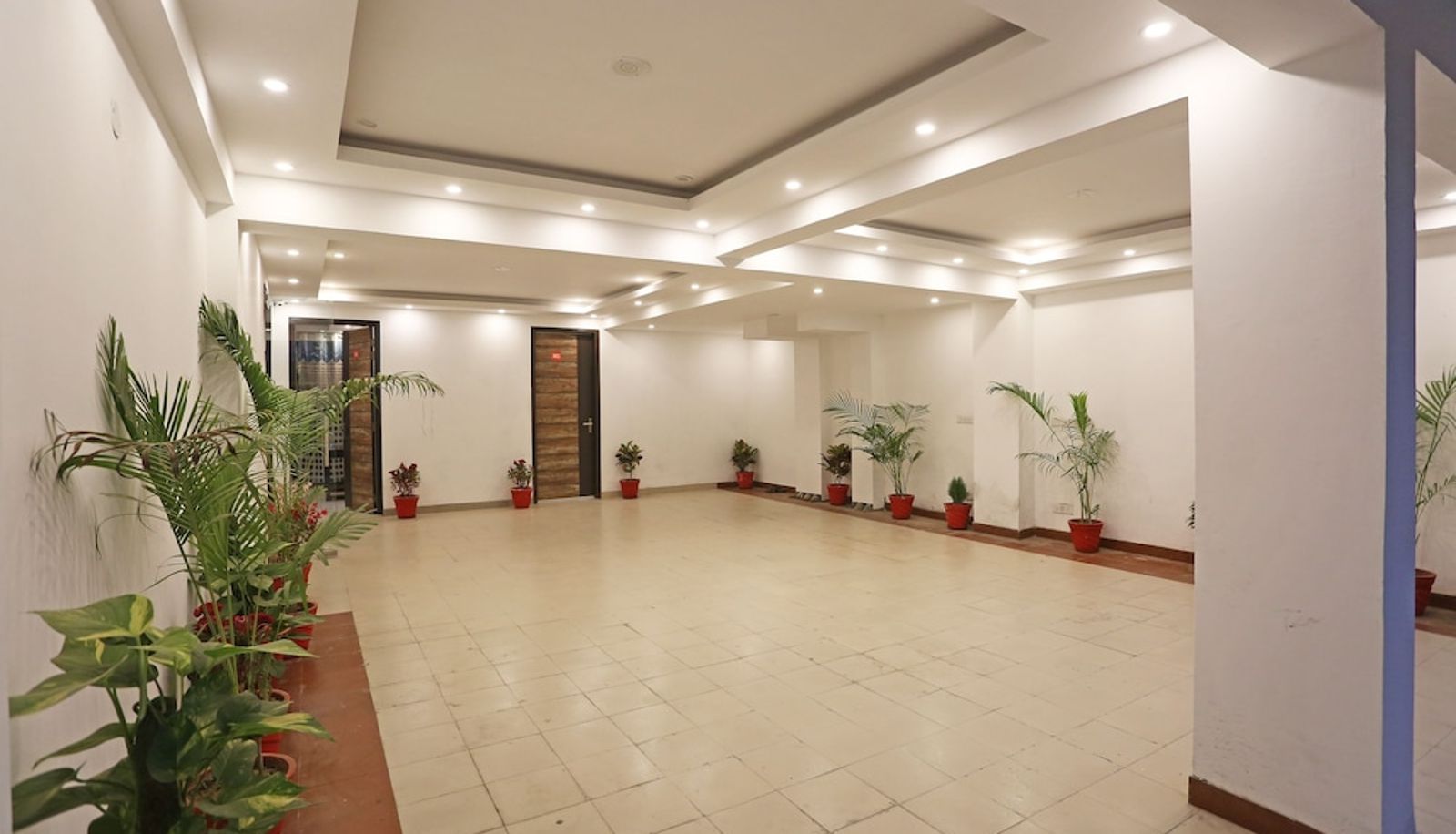 Hall - OYO 9997 Sohna Road