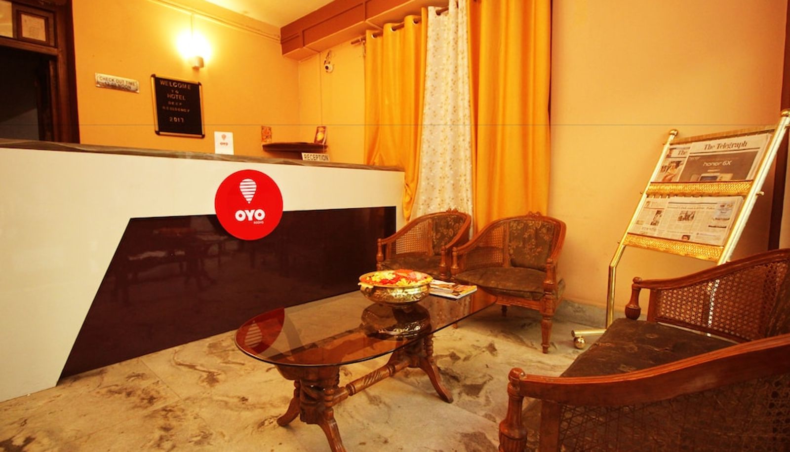 Hall - OYO 8719 Hotel Deep Residency