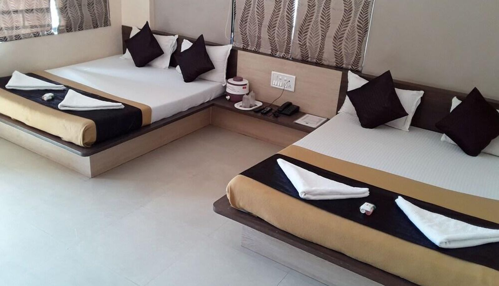 Standard room - Hotel Somnath Atithigruh