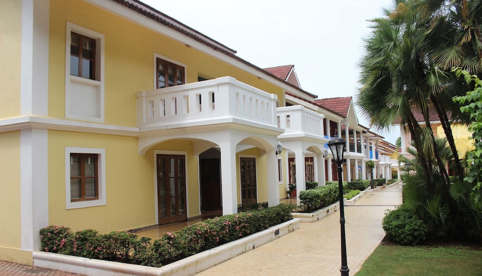 Info - OYO 9622 Home 1BHK Colva Poolside Luxury