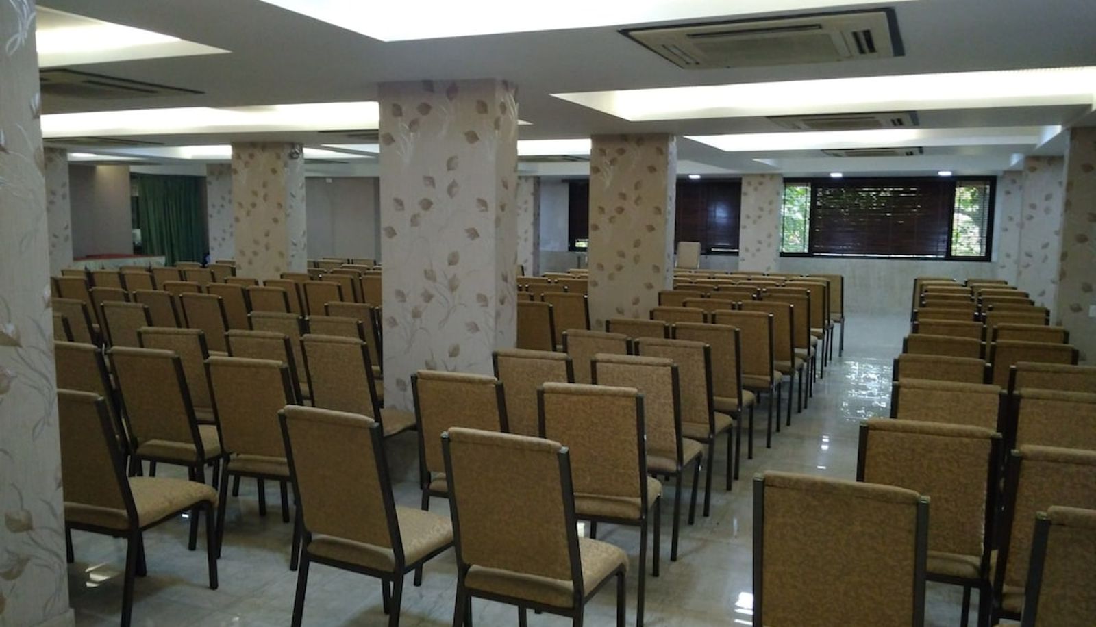 Receptie - Hotel Maharana Inn Chembur