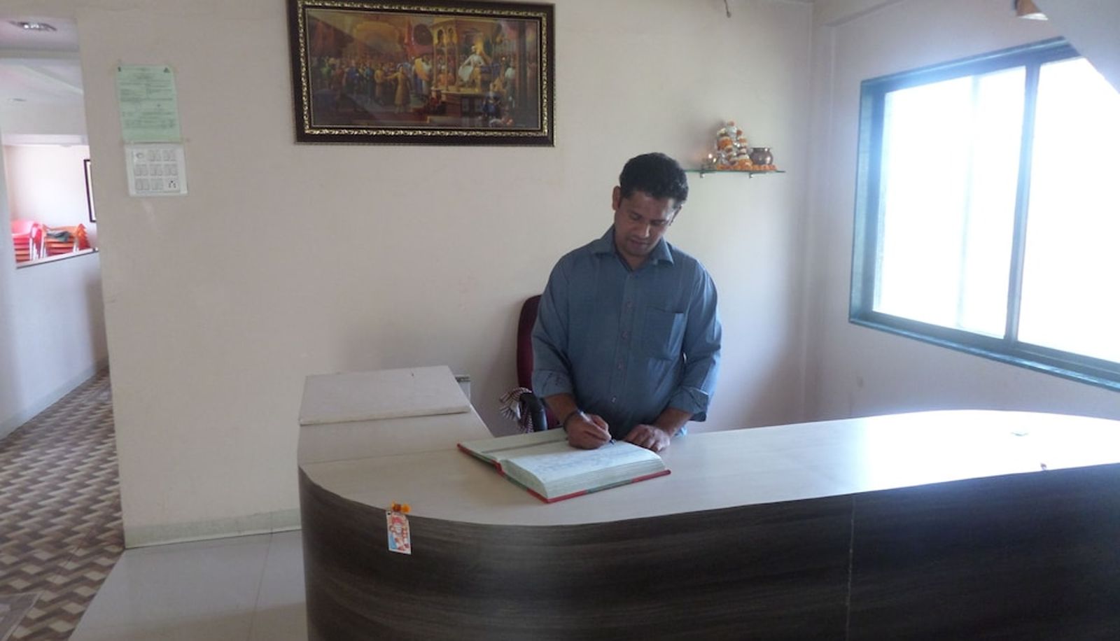 Hall - Hotel Ladli Lodging
