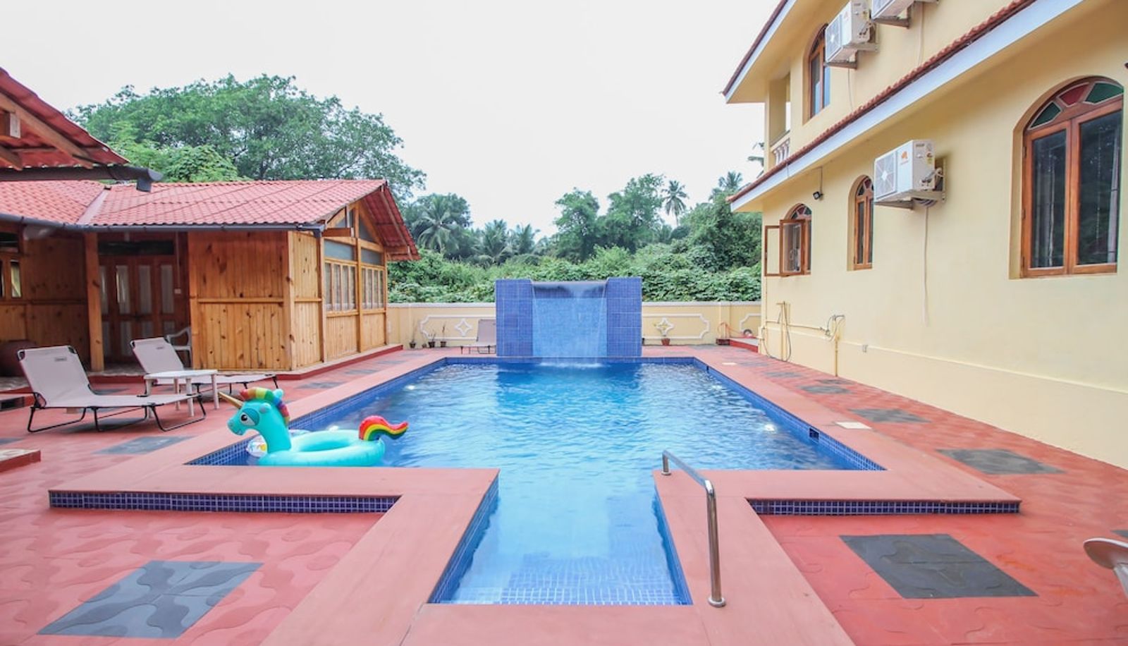 Piscina - OYO 10723 Home Pool View Studio Colva