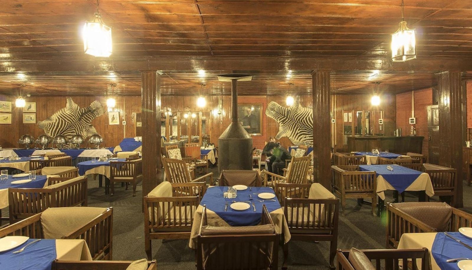 Restaurant - Nedous Hotel