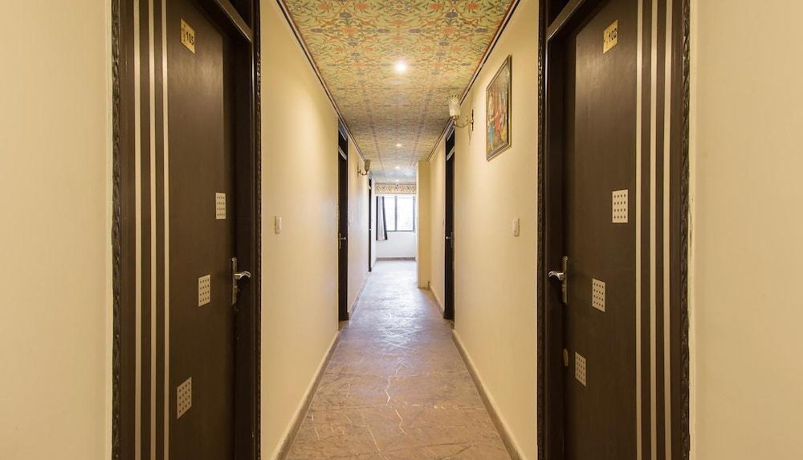 Intérieur de l'hôtel - OYO 838 Hotel SuryaGarh