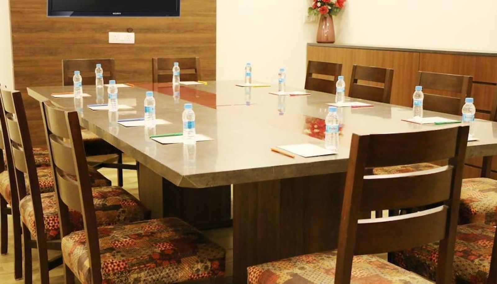 Meeting room - Pals Inn