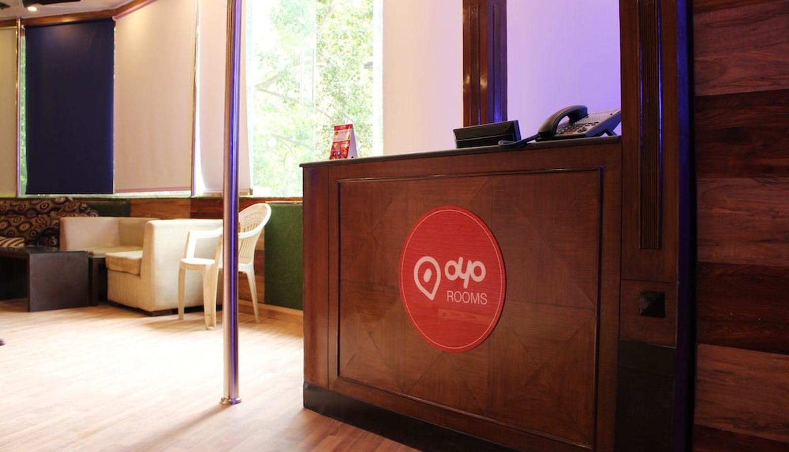 Rezeption - OYO 2407 Hotel Gera's M1