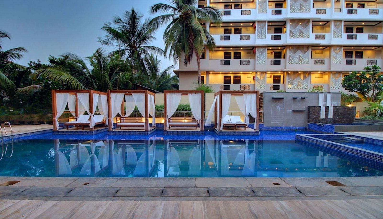Pool - De Grand Riviera