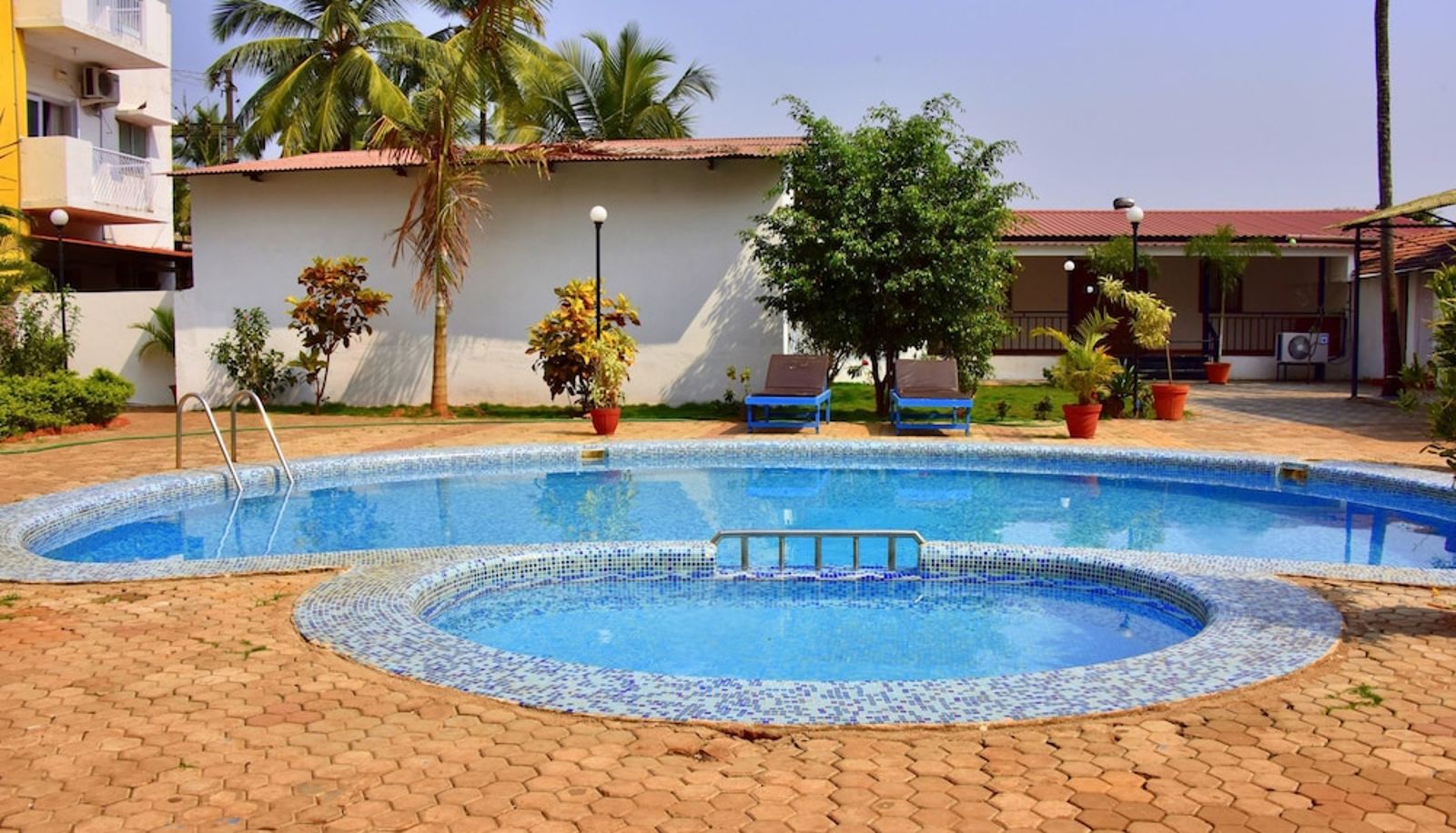 Piscina - OYO 9411 Resort Calangute