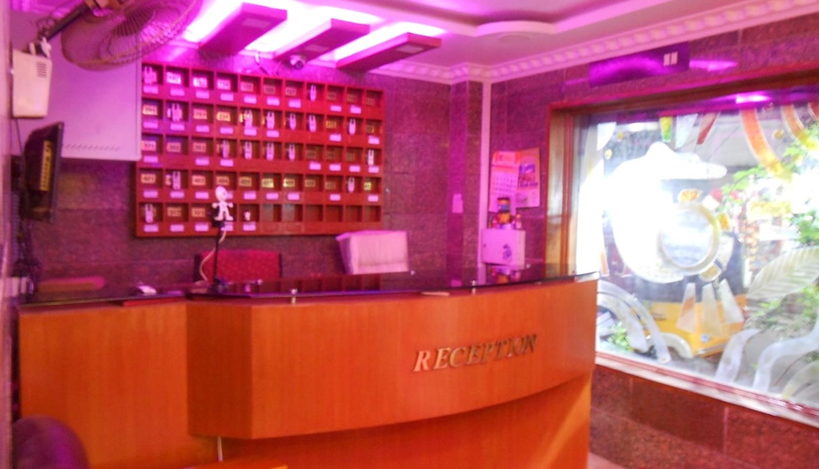 Reception - Universal Residency