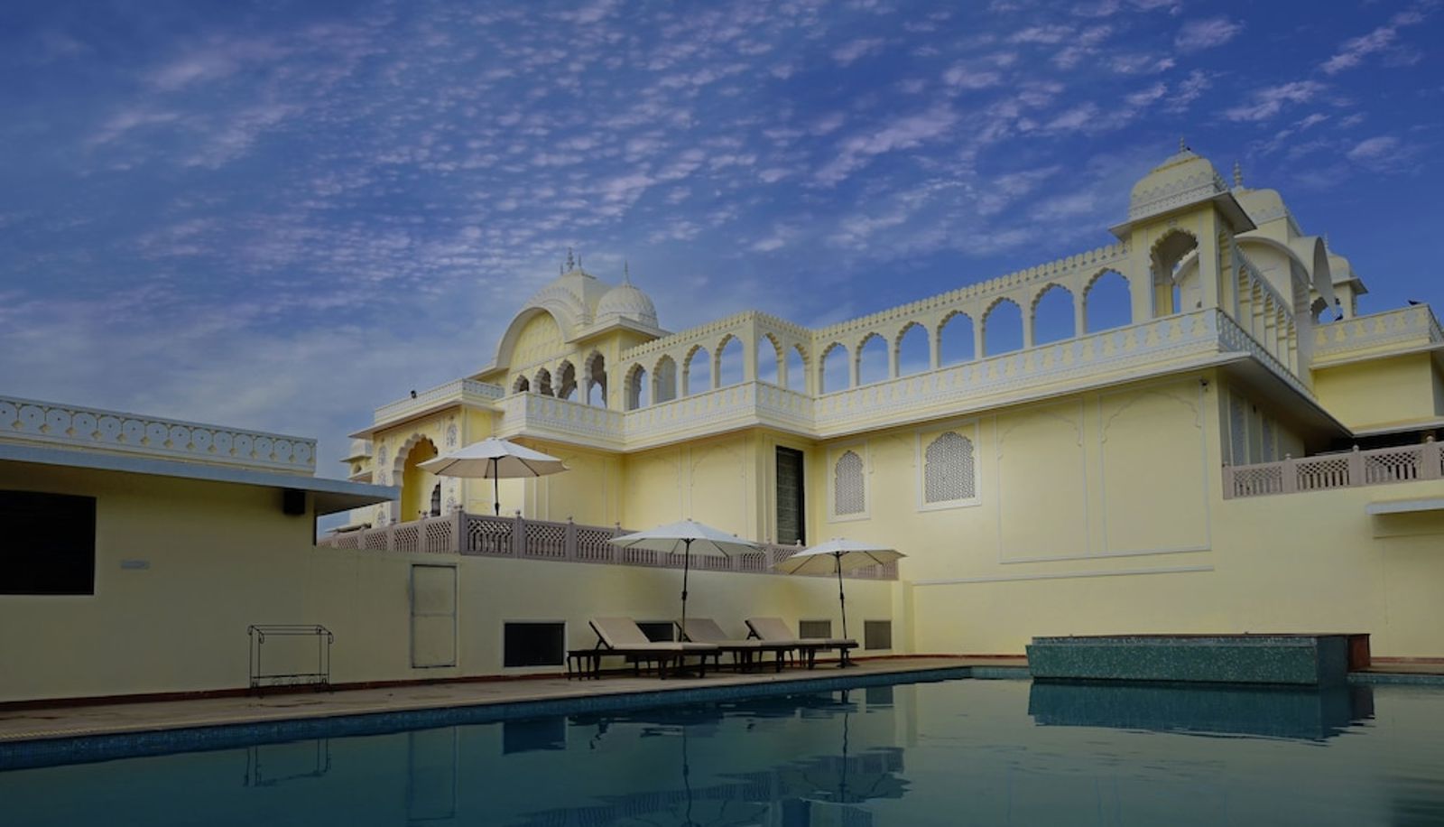 Pool - Ranthambore The Tigress Resort & Spa