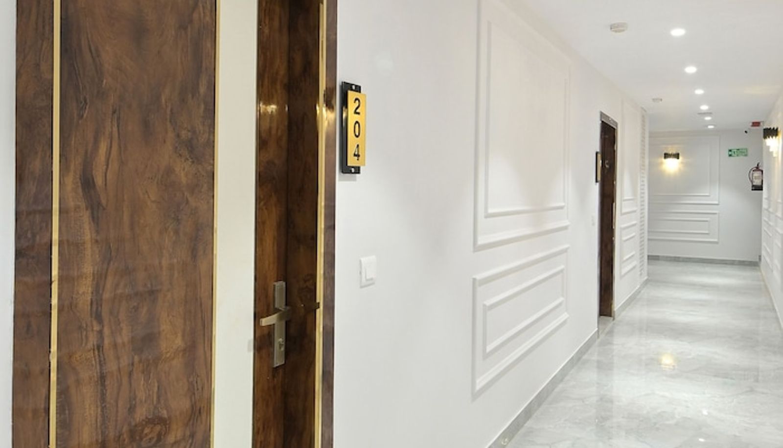 Info - Hotel Saina International