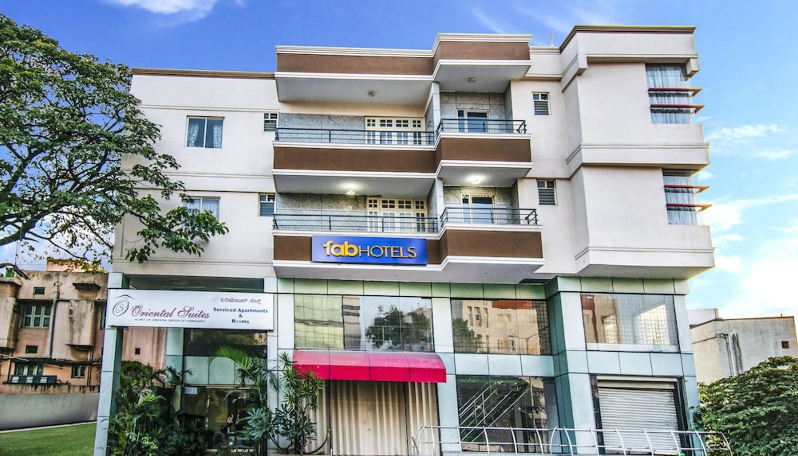 Informacje - FabHotel Oriental Suites