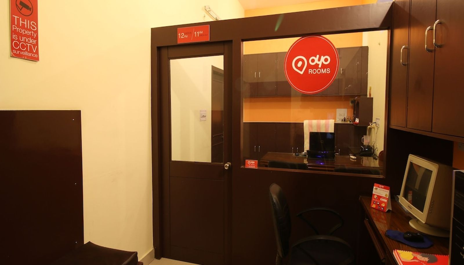 Reception - OYO 2291 Home Stay Mertiya Residency