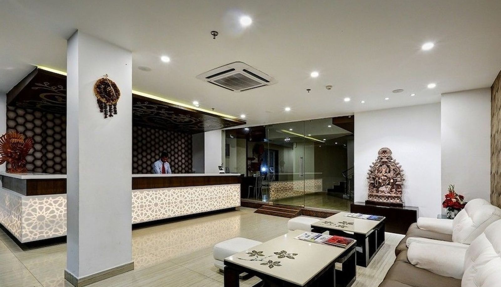 Hall - Hotel Golden Tree