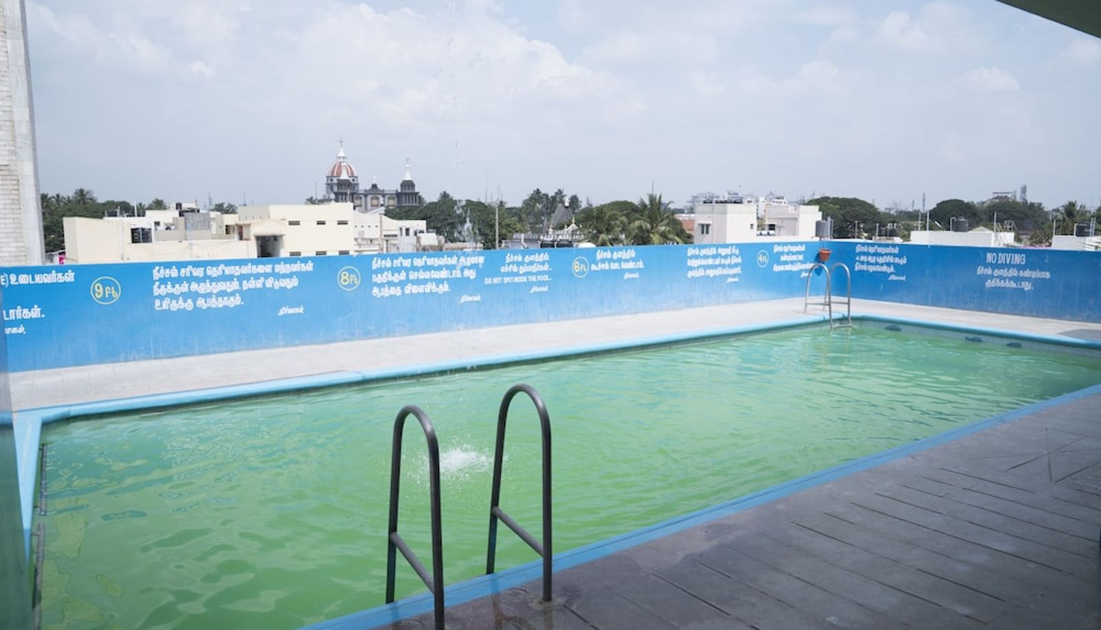 Pool - Hotel Chanma International
