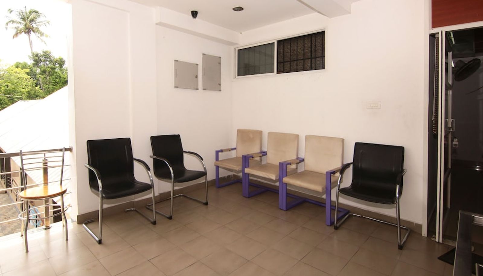Lobby - OYO 7630 Edassery Village