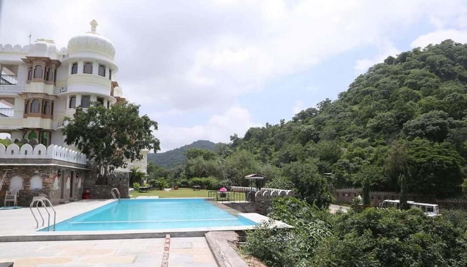 Pool - Kavish The Haveli Resort