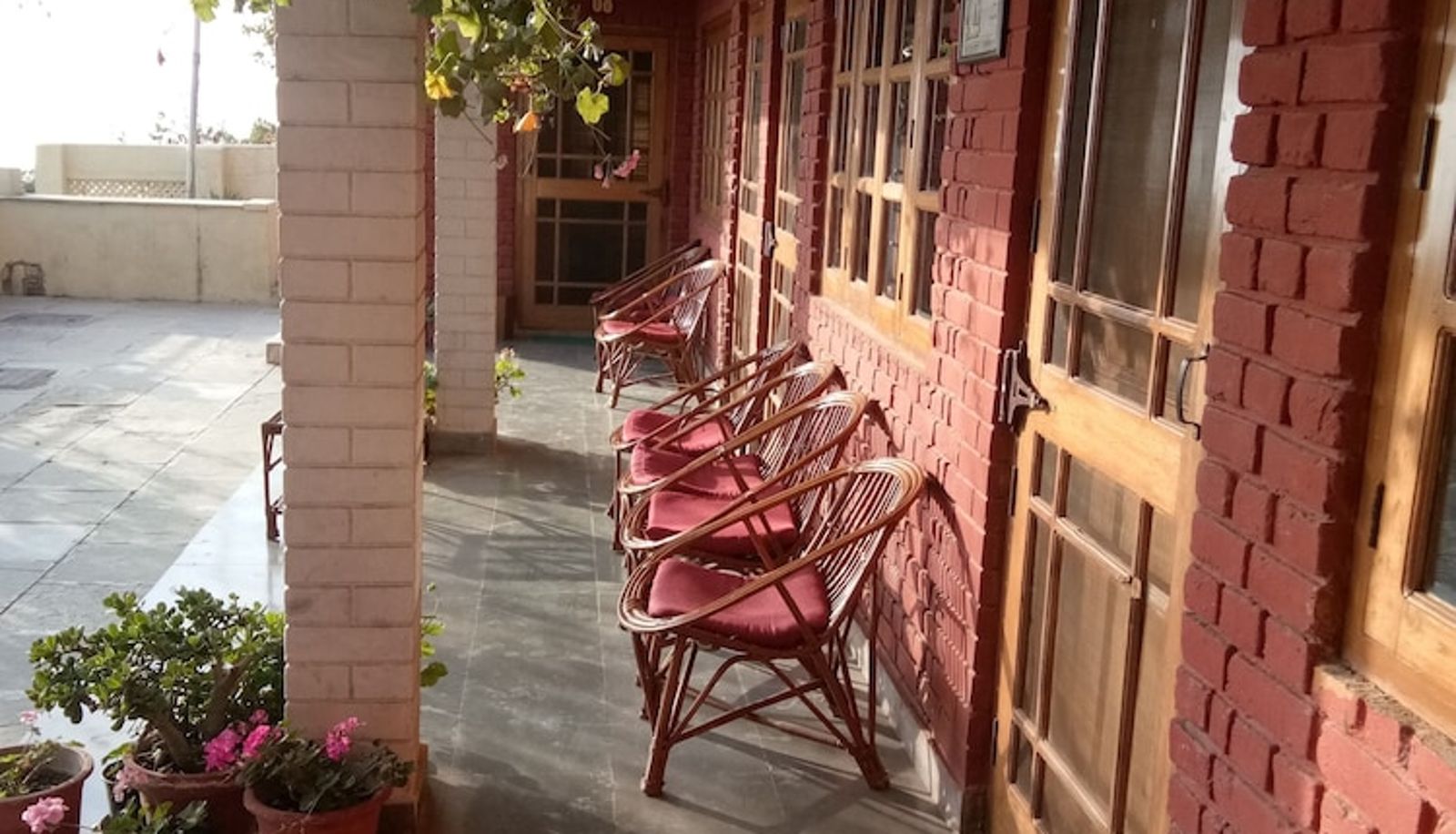 Salón - Tehri Retreat By Himalayan Eco Lodges