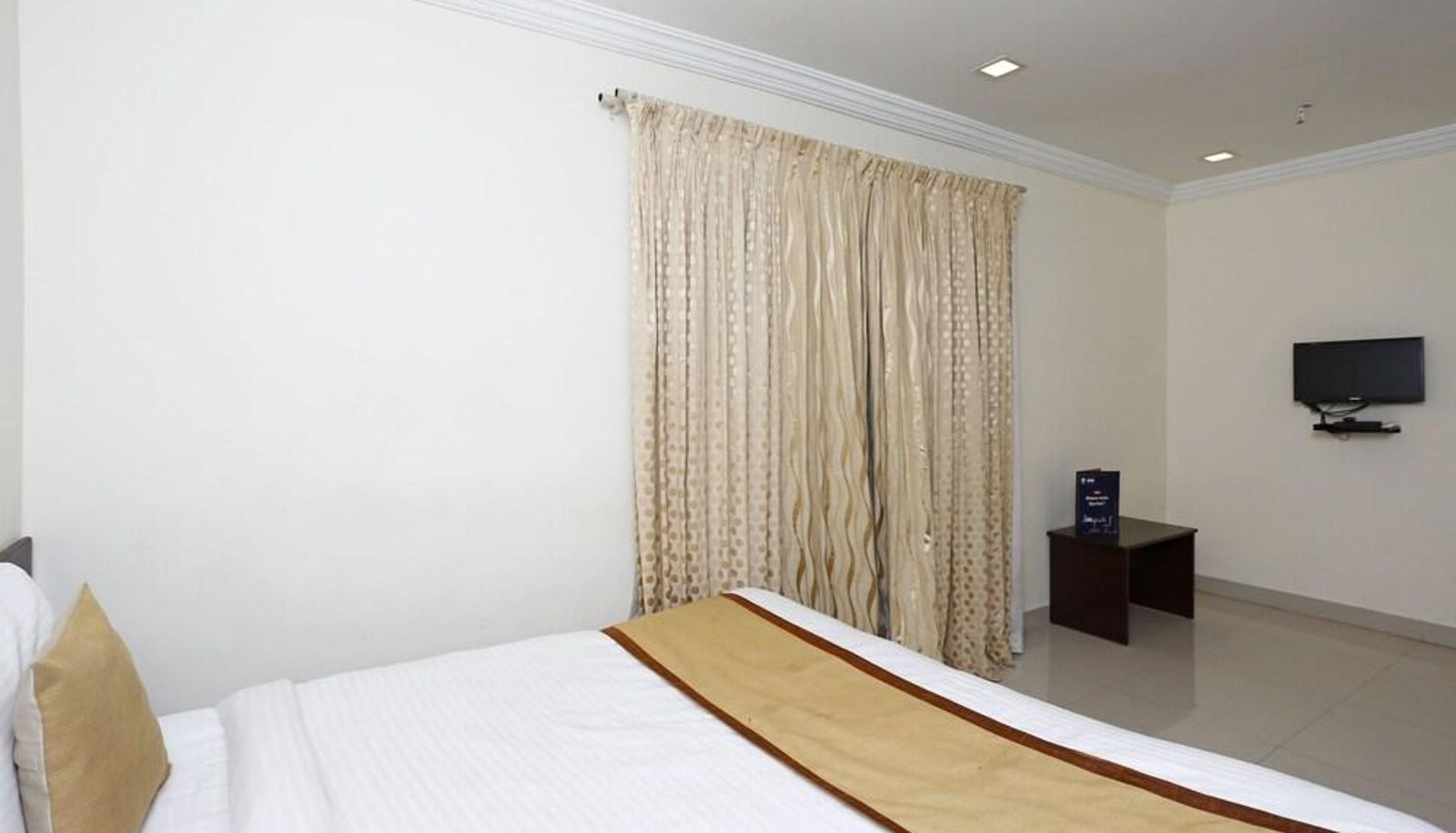 Appartement - OYO 2229 Hotel Golden Wings