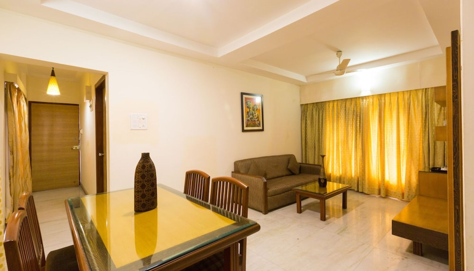 Hall - Mint Domestic Airport Suites