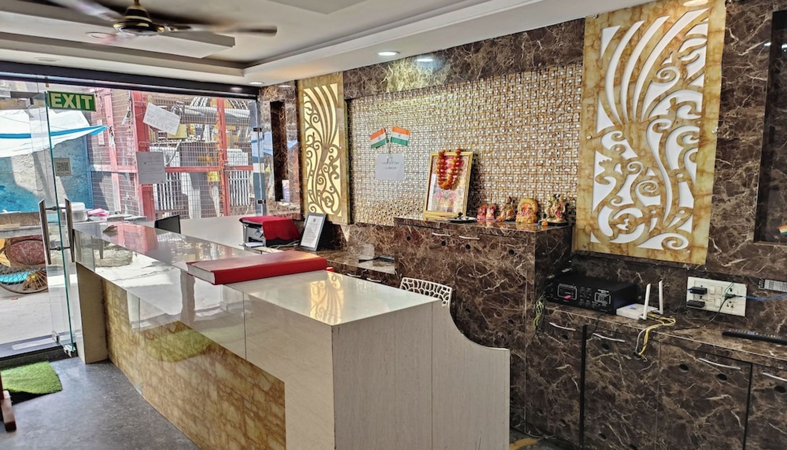 Reception - Hotel Stay House