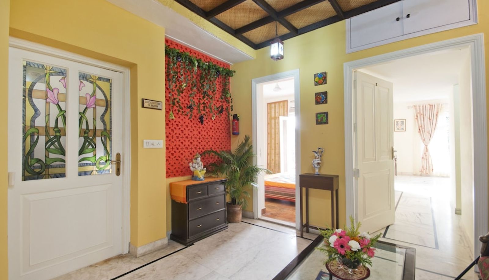 Salón - Prakash Kutir B&B