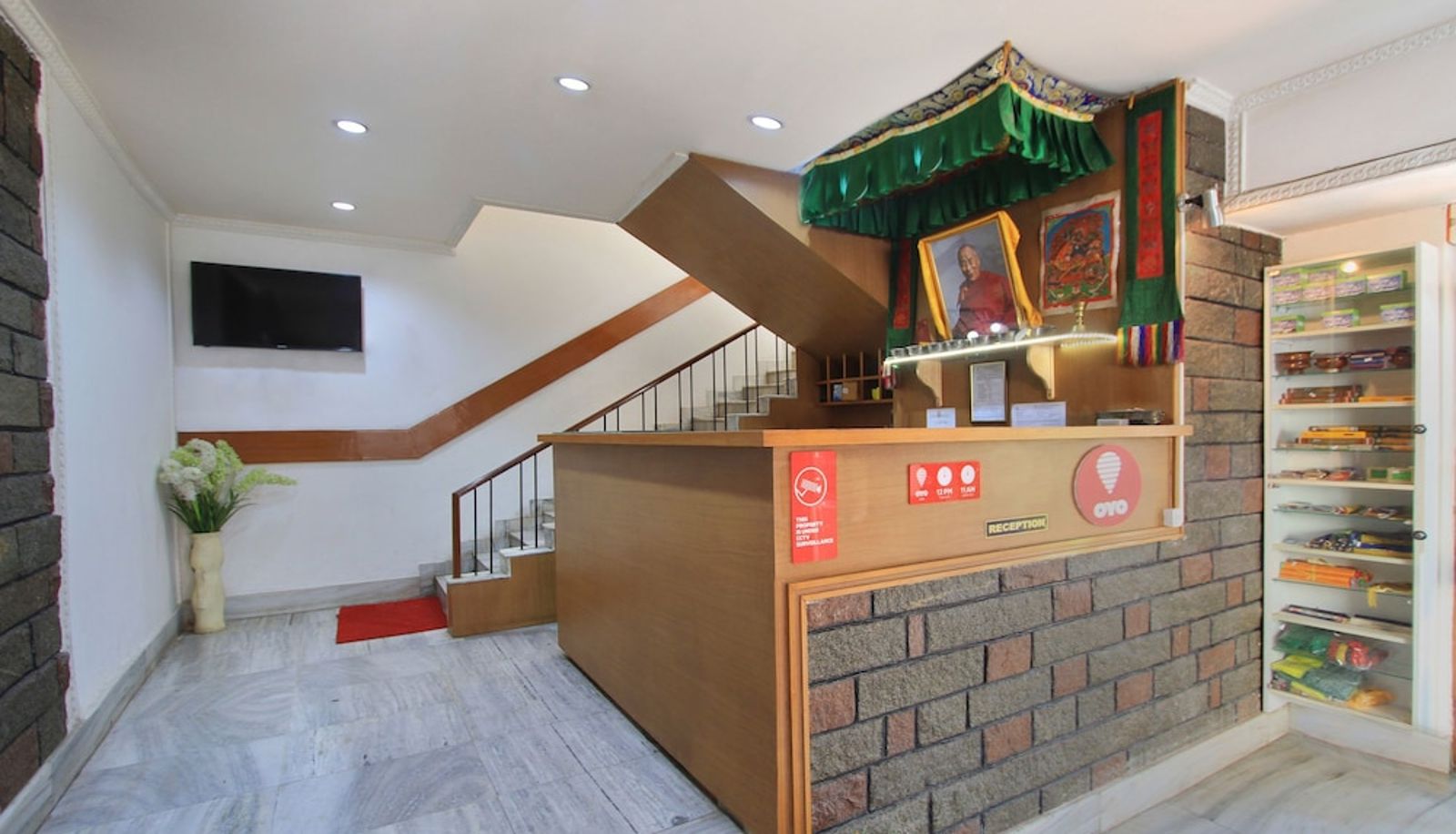 Hall - OYO 10346 The Himalayan Inn