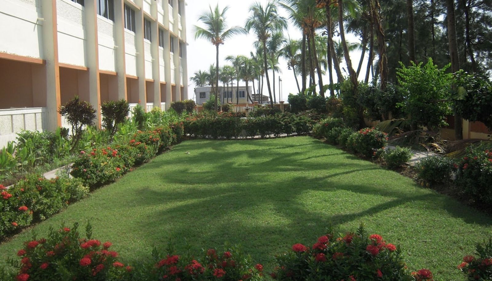 Garden - Hotel Sea Hawk Digha