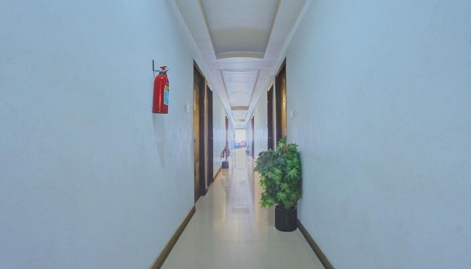 Wnętrze hotelu - OYO 8002 Sri Sai Inn