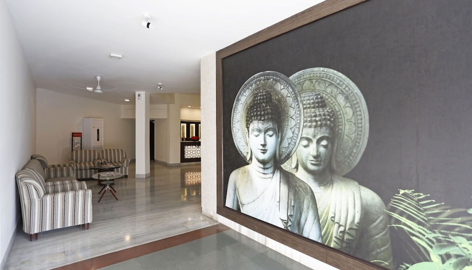 Lobby - OYO 8078 The Central Palm