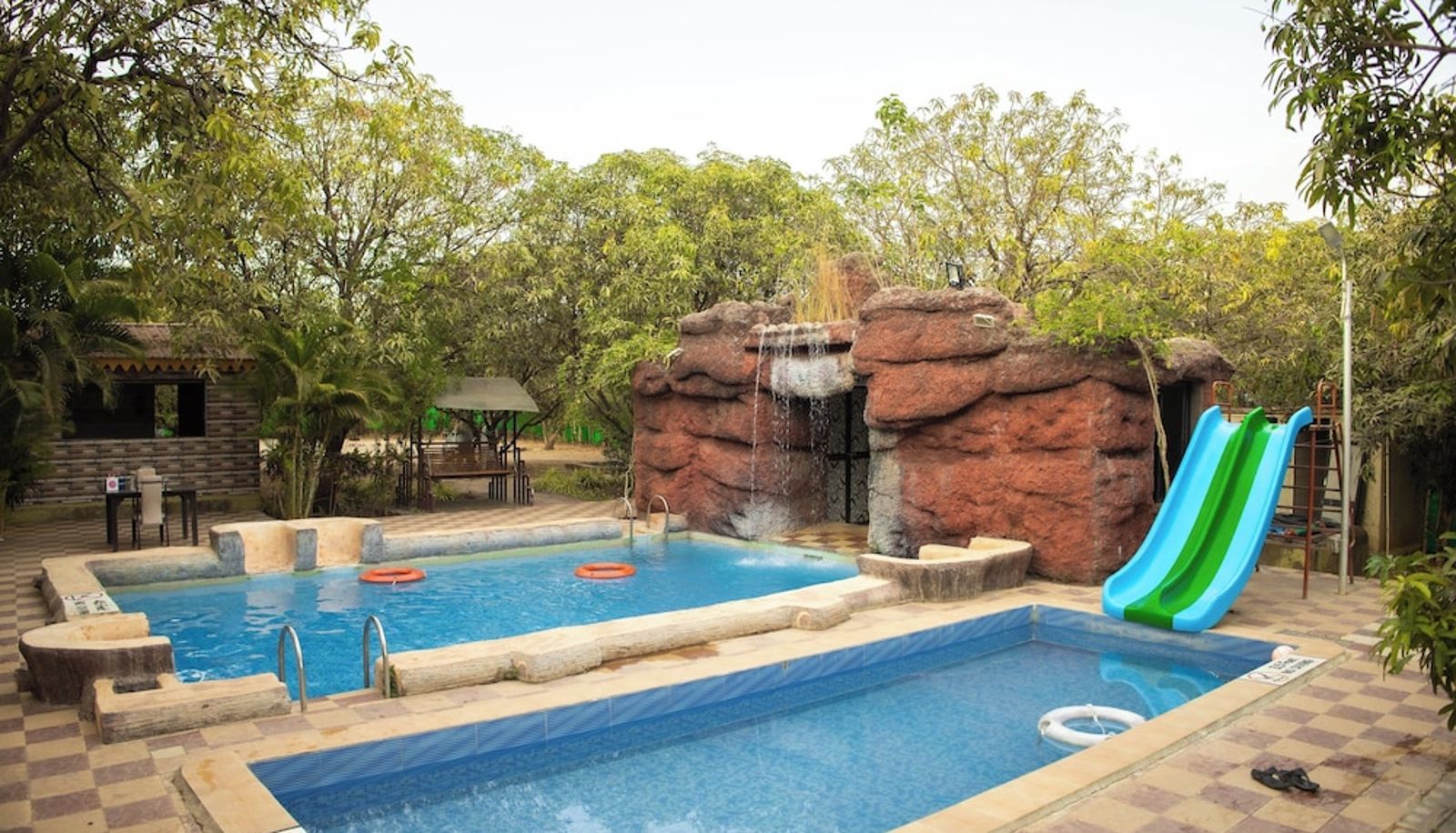 Piscine - Daksh Resort And Amusement Park