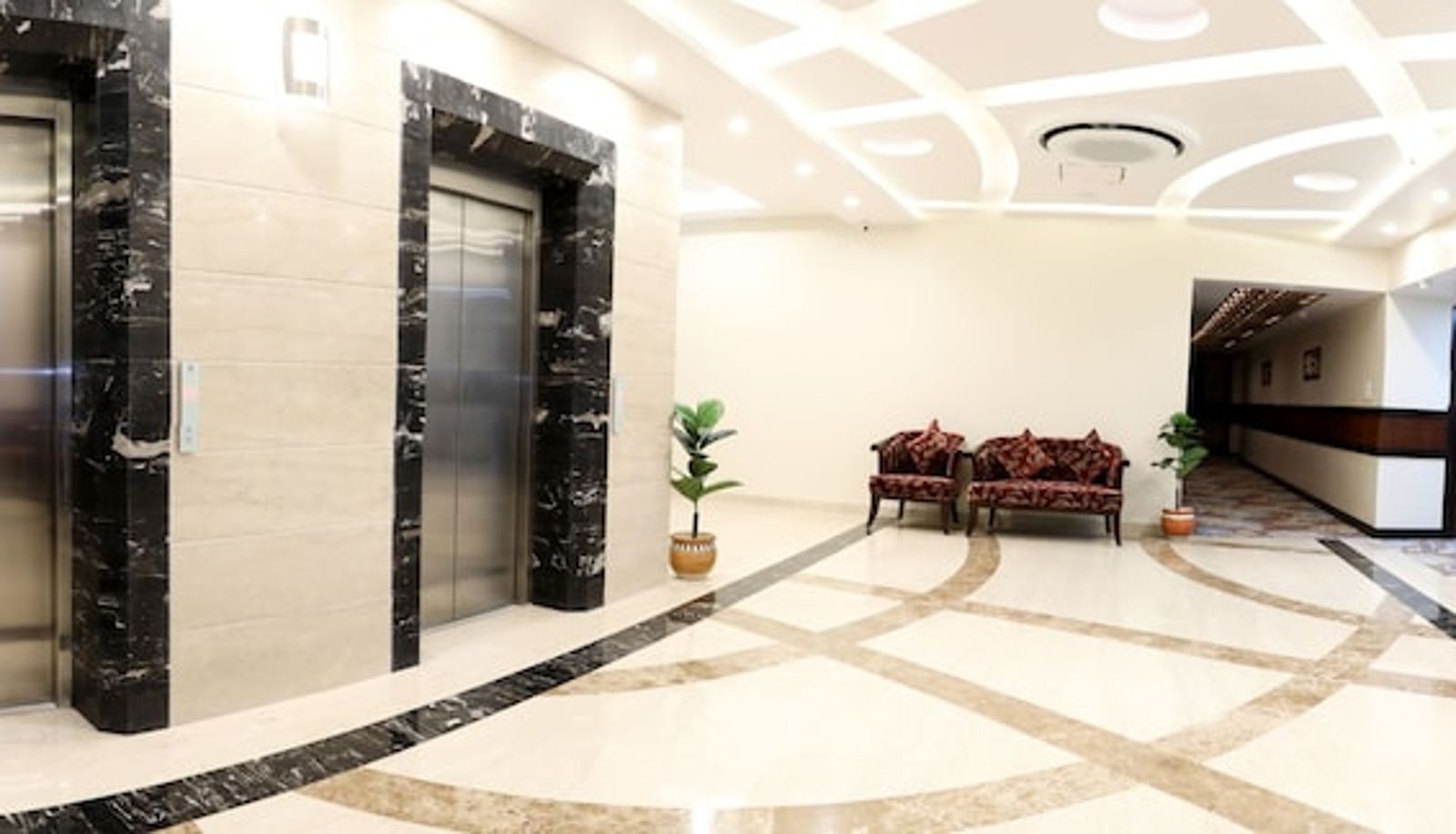 Hall - Hotel Tridev