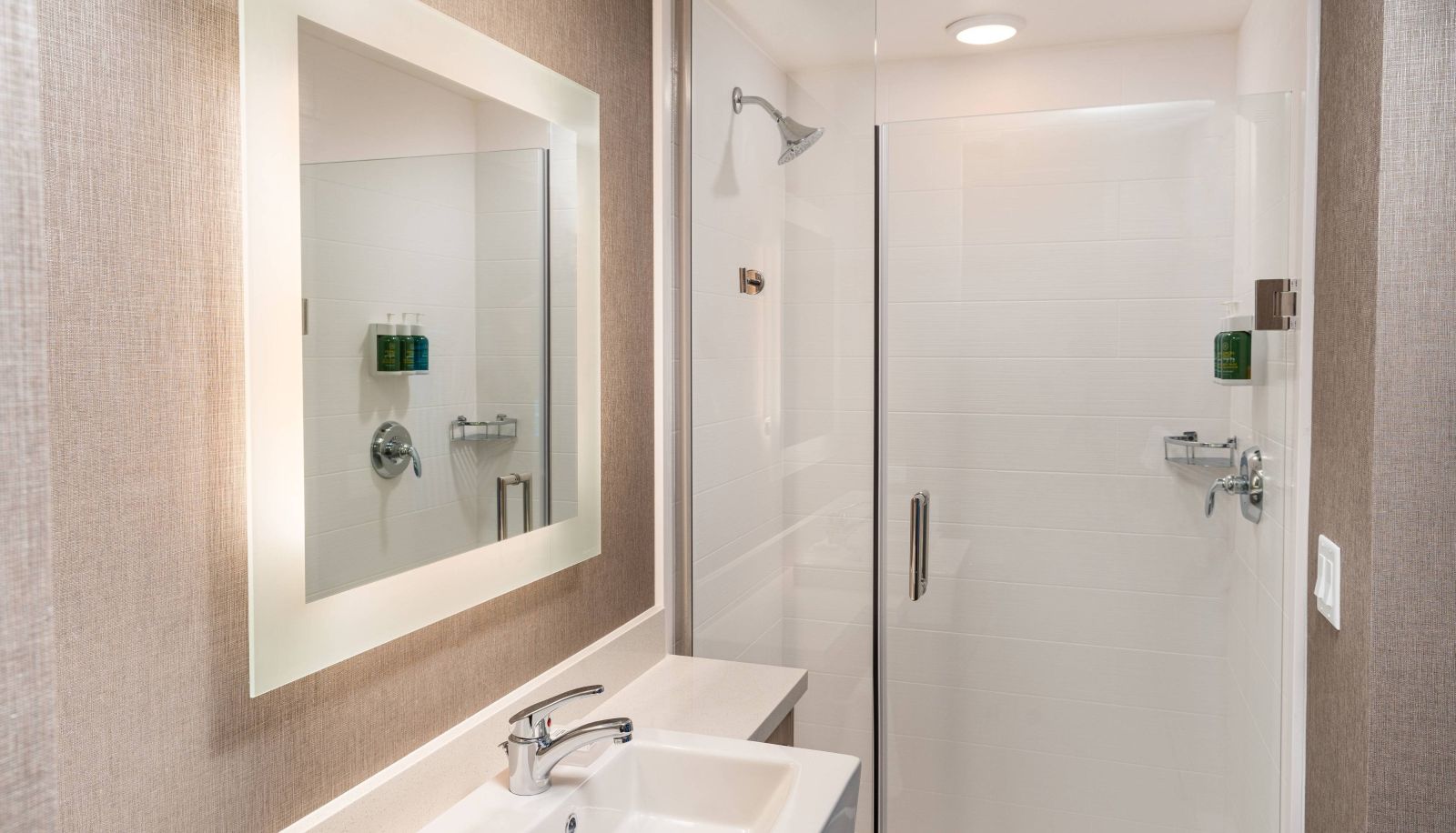 Zimmer - SpringHill Suites by Marriott Irvine Lake Forest