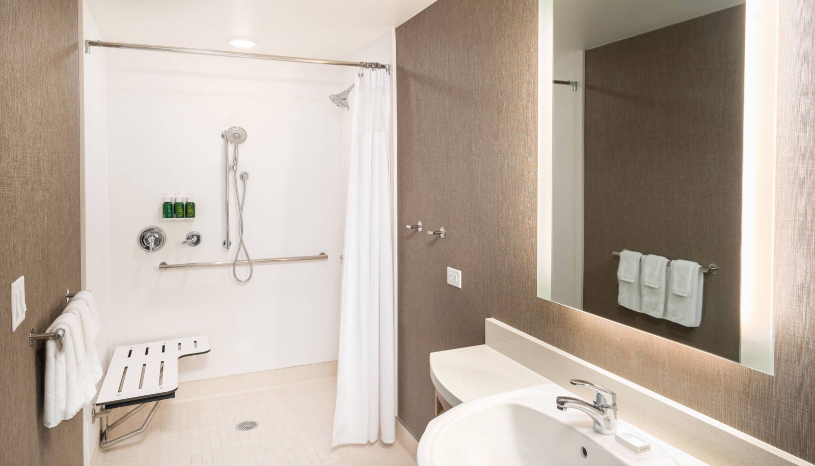 Zimmer - SpringHill Suites by Marriott Irvine Lake Forest