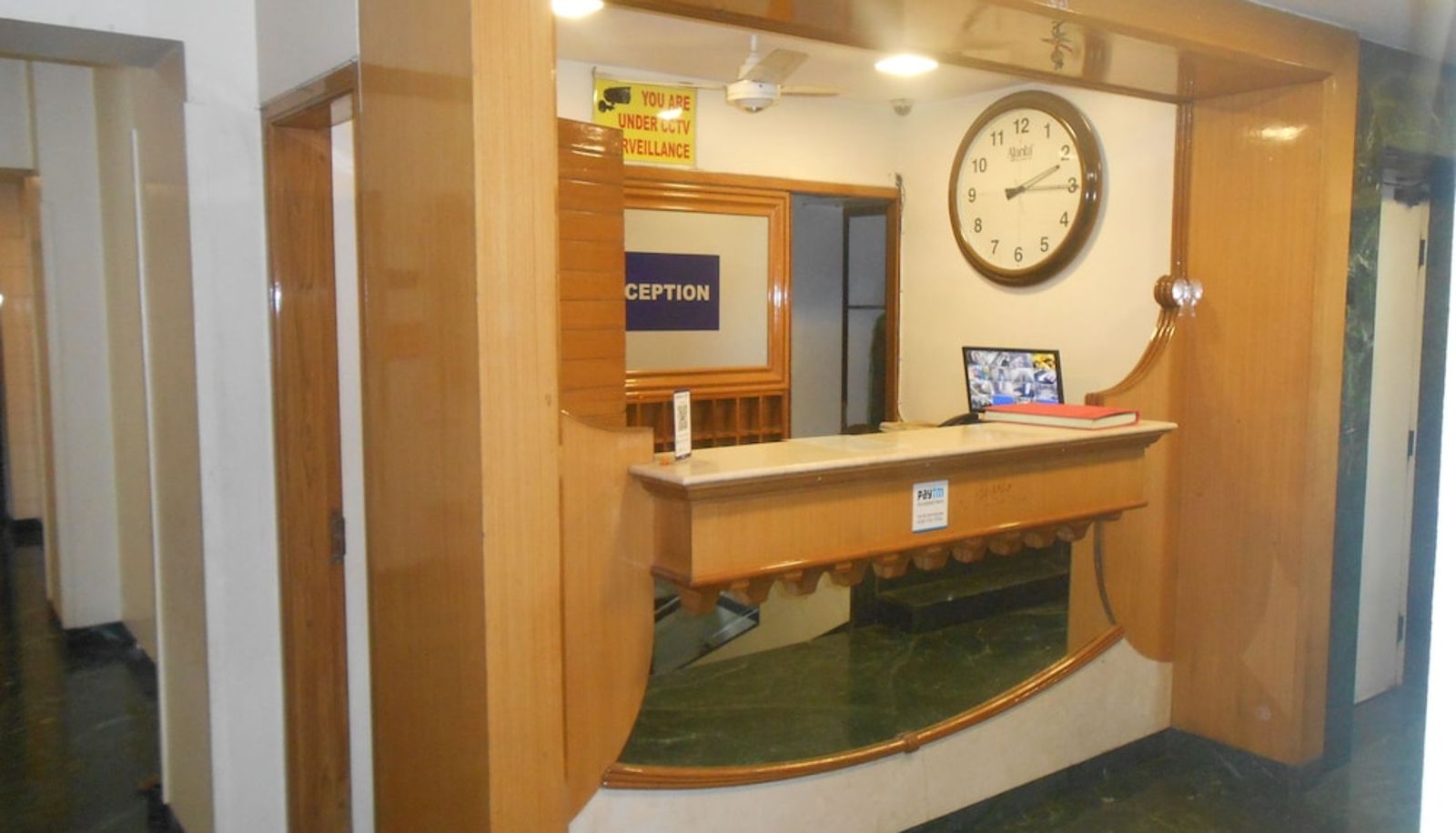 Recepción - Hotel Pooja International
