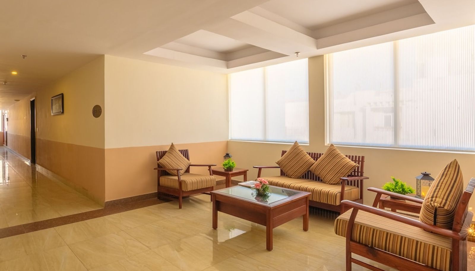 Hall - Rosewood Apartment Hotel