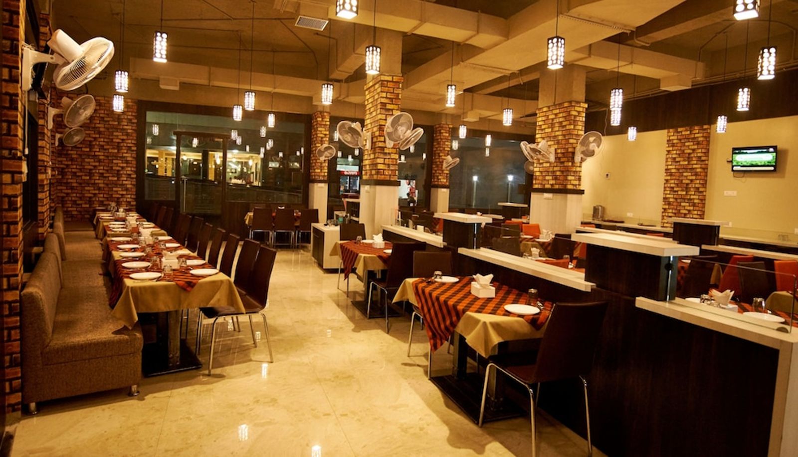 Restaurant - Hotel Golden View