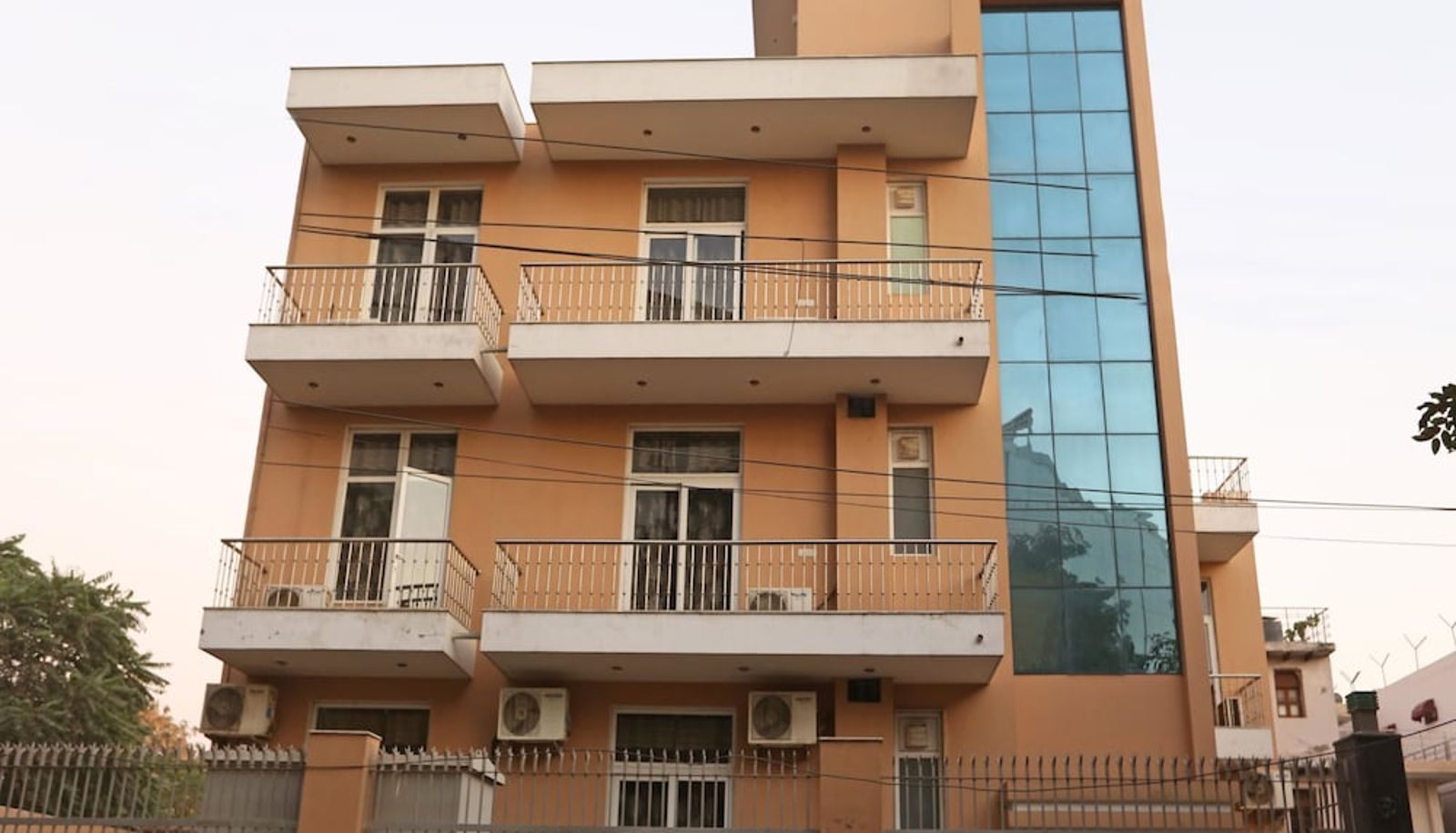 Info - OYO 429 Hotel Kisna Residency