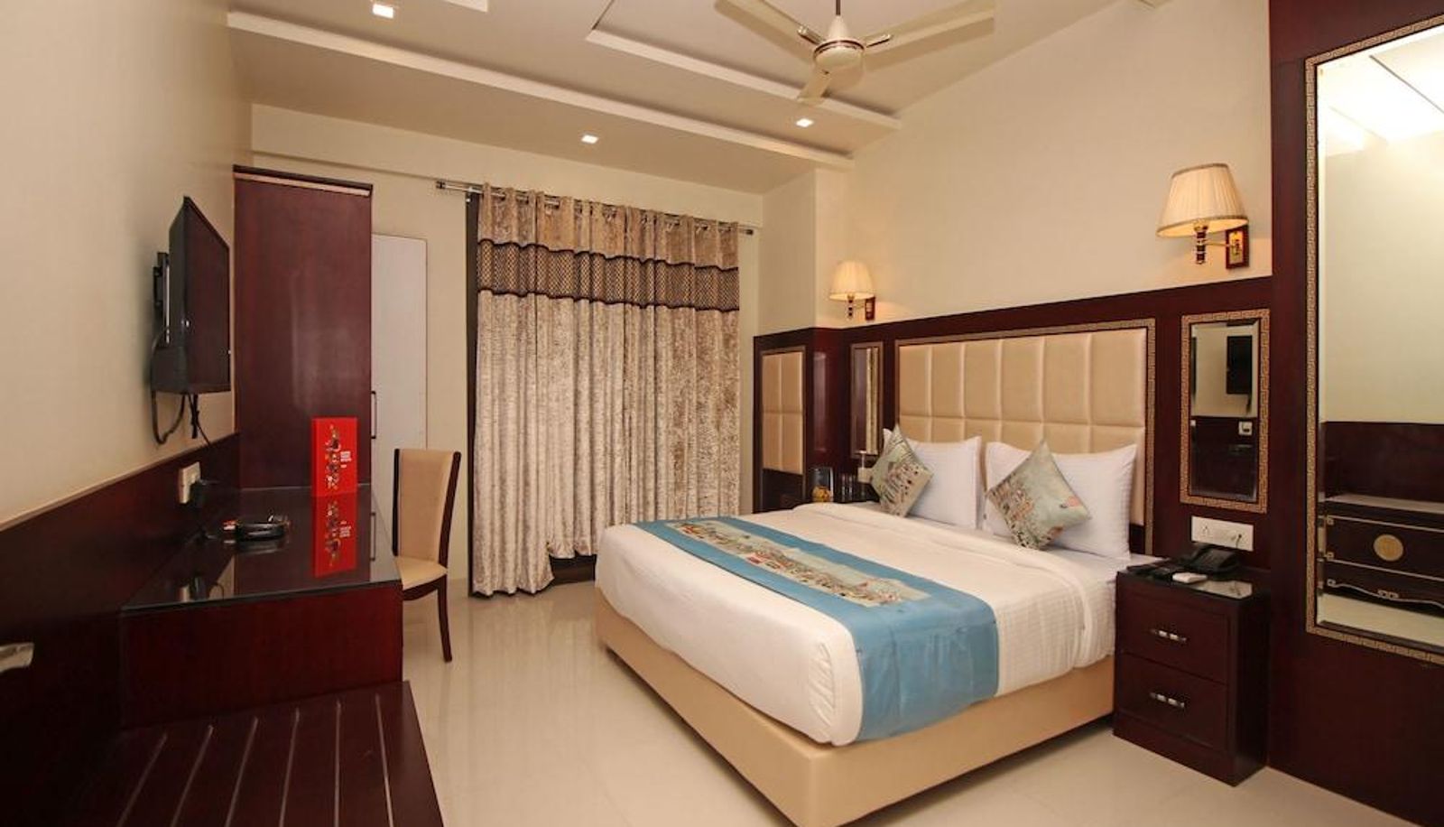 Appartement - OYO Flagship 737 Paschim Vihar