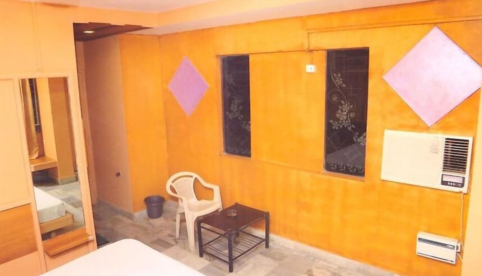 Standardzimmer - Hotel Juha Regency