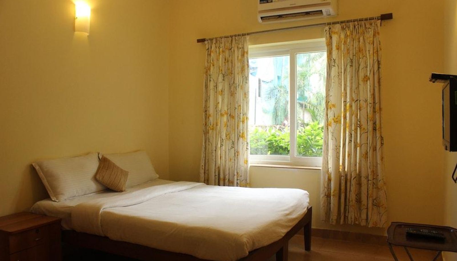Apartment - OYO 6234 1 BHK near Club Cubana