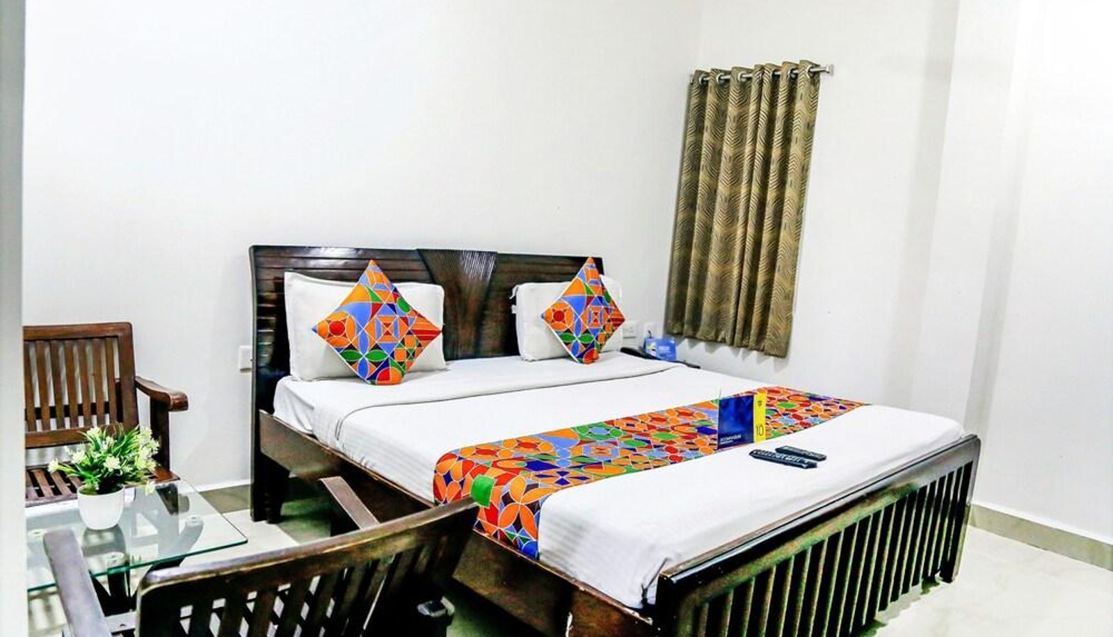 Superior room (double) - FabHotel Essvee MG Road Vijayawada