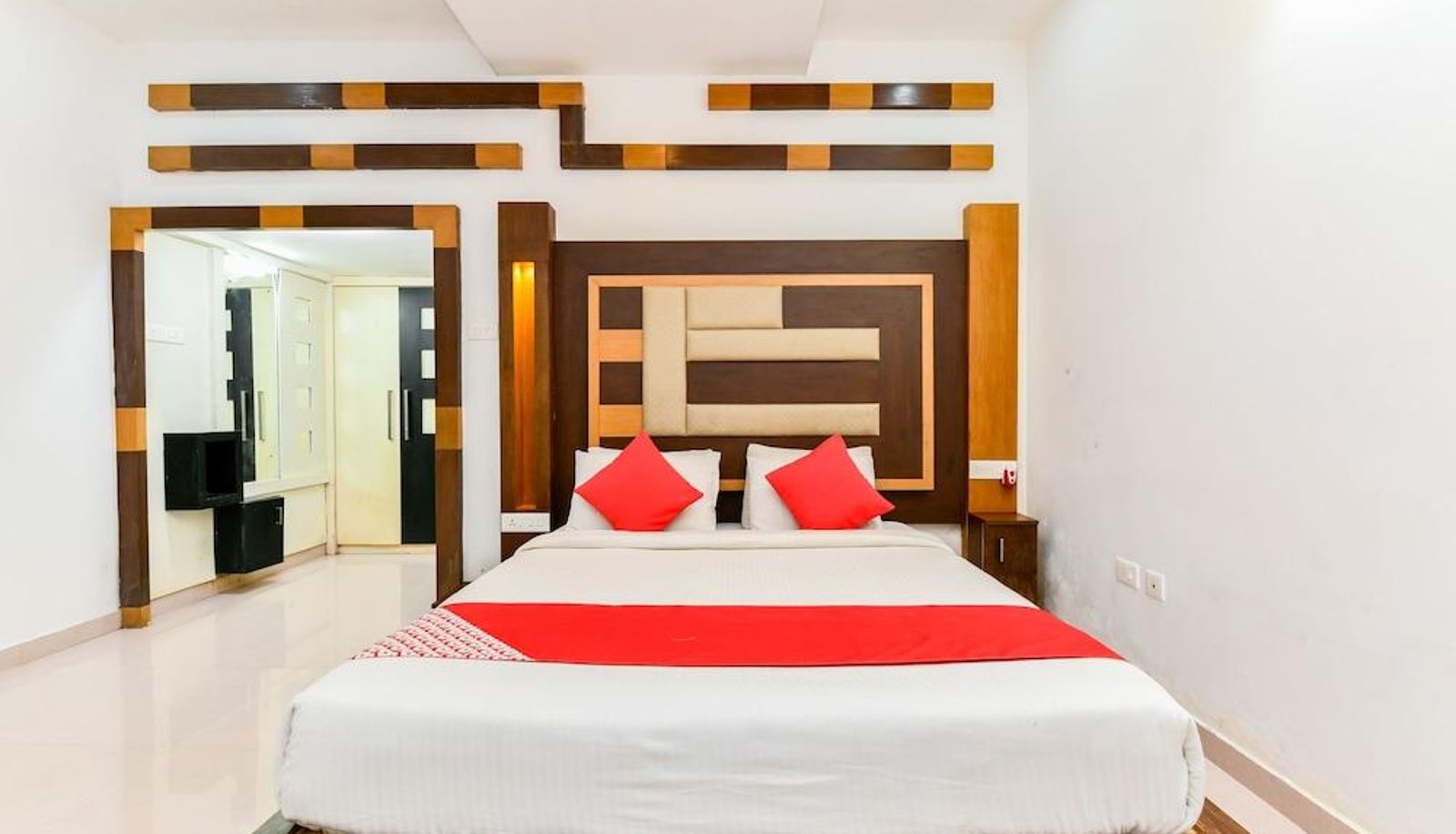 Superior room (double) - OYO 9668 Chilanka Lake View Resort