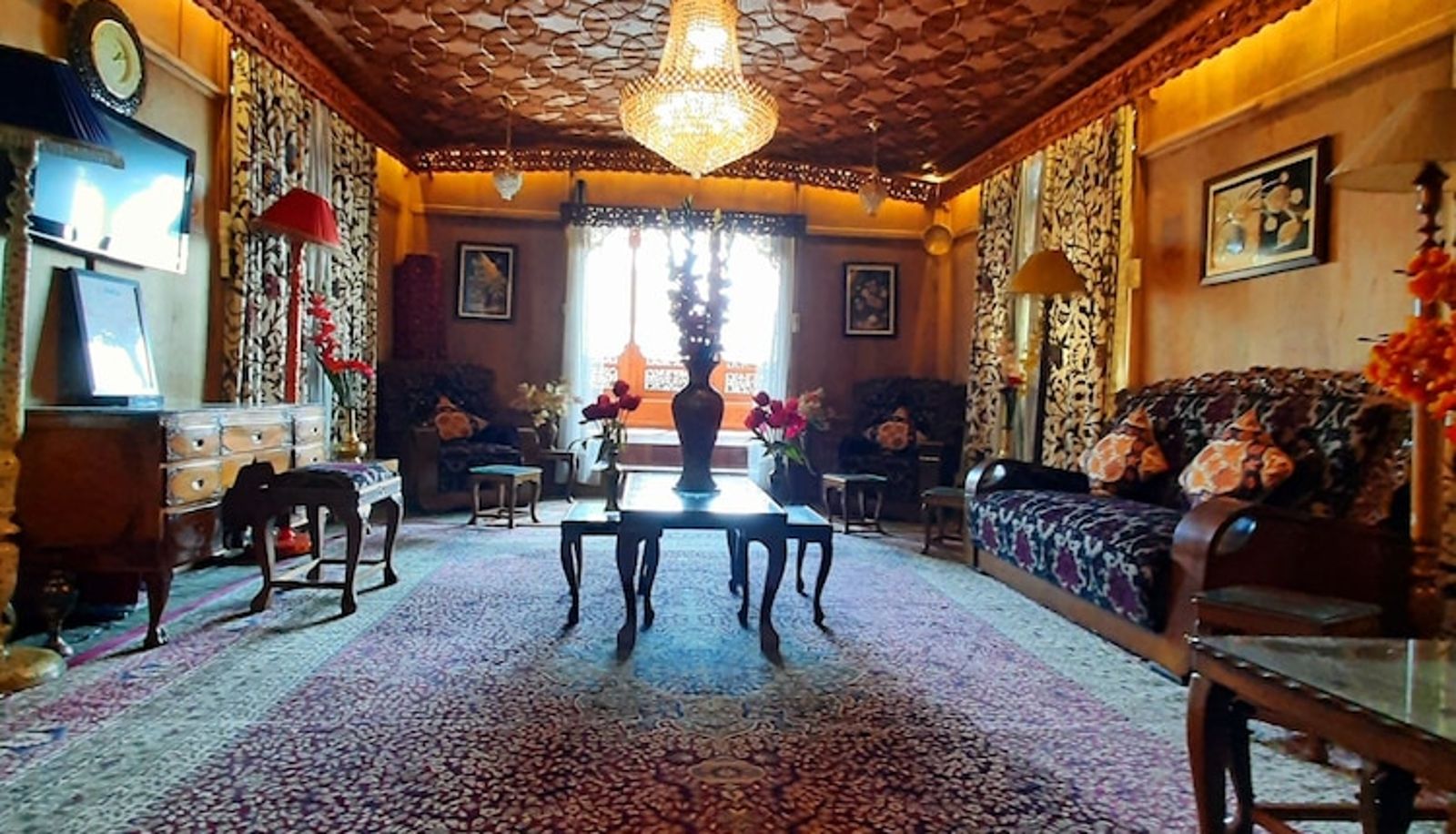 Hall - Luxury Inn Badyari Palace Houseboats