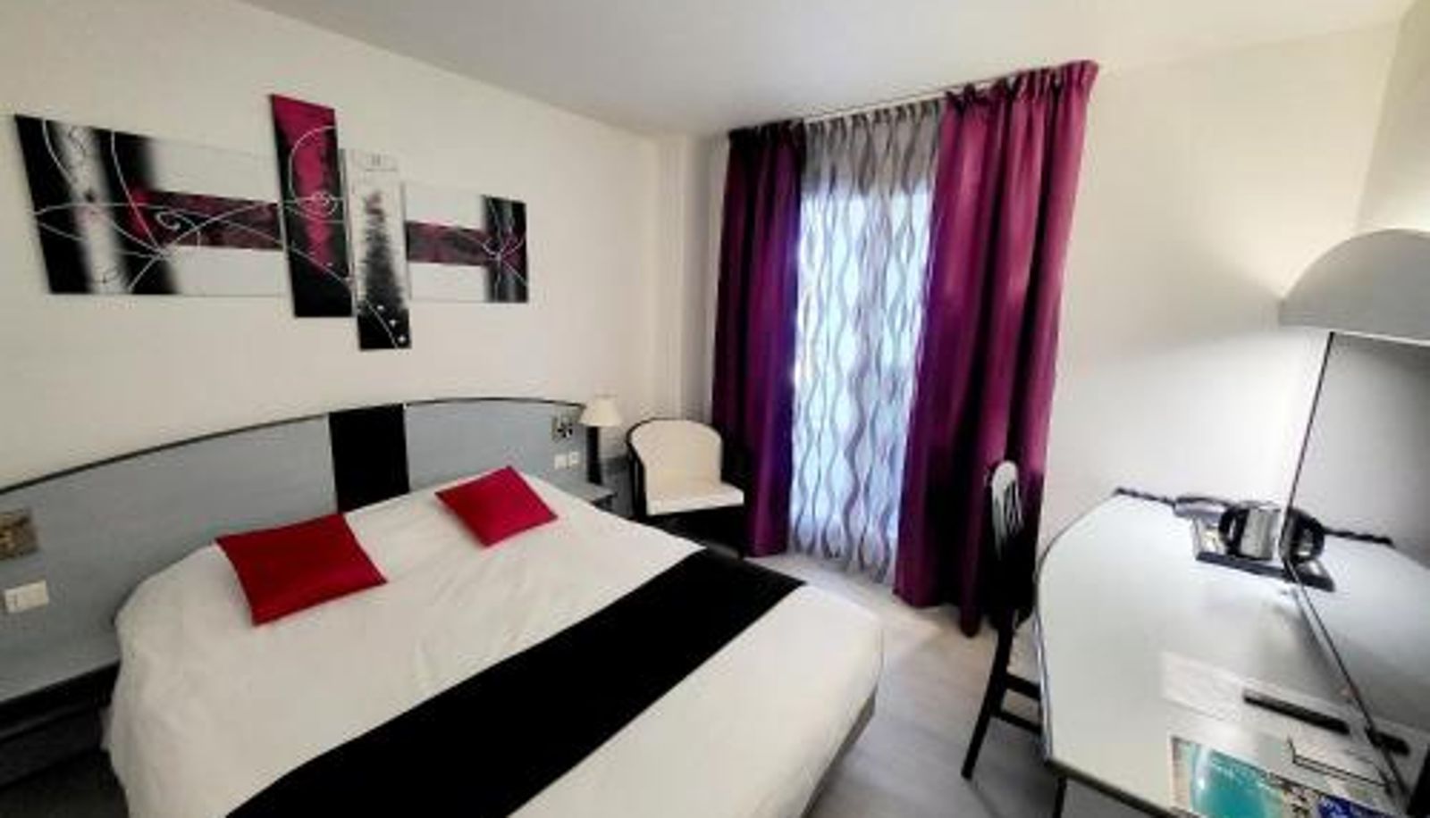 Zimmer - Logis Hôtel Le Capricorne Logis